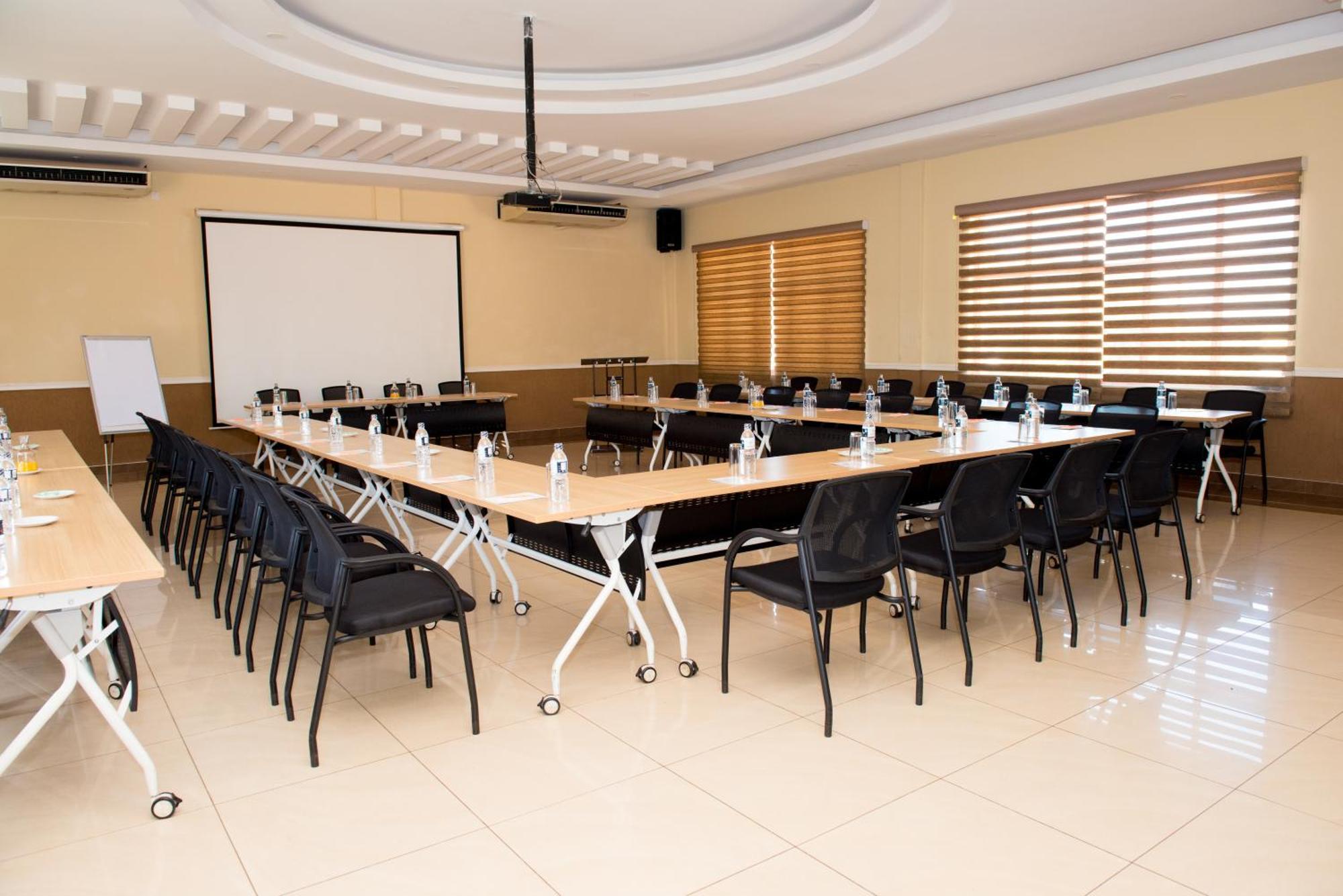 Crossroads Hotel Lilongwe Exteriér fotografie
