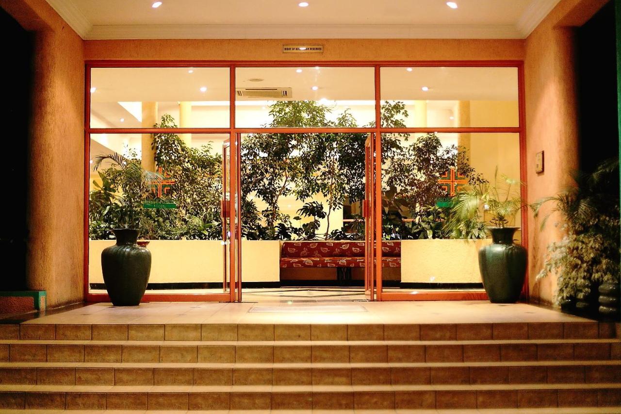 Crossroads Hotel Lilongwe Exteriér fotografie