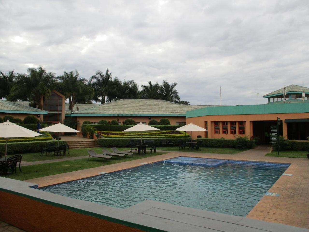Crossroads Hotel Lilongwe Exteriér fotografie
