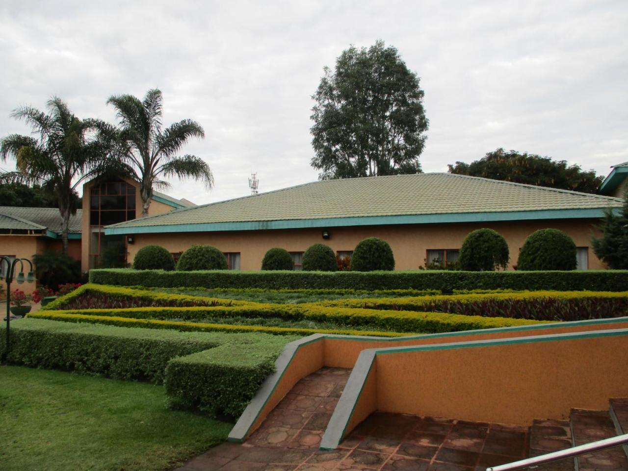 Crossroads Hotel Lilongwe Exteriér fotografie